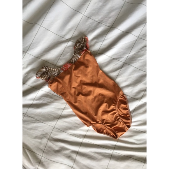 Elevé Mesh Leotard - Picture 2 of 2